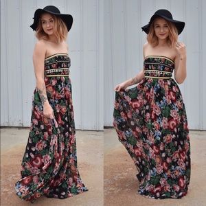 Pearl Black/Floral Gypsy Strapless Dress